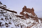 平山湖地质公园大峡谷雪景 