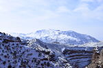 平山湖地质公园大峡谷雪景 