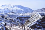 平山湖地质公园大峡谷雪景 