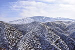 平山湖地质公园大峡谷雪景 