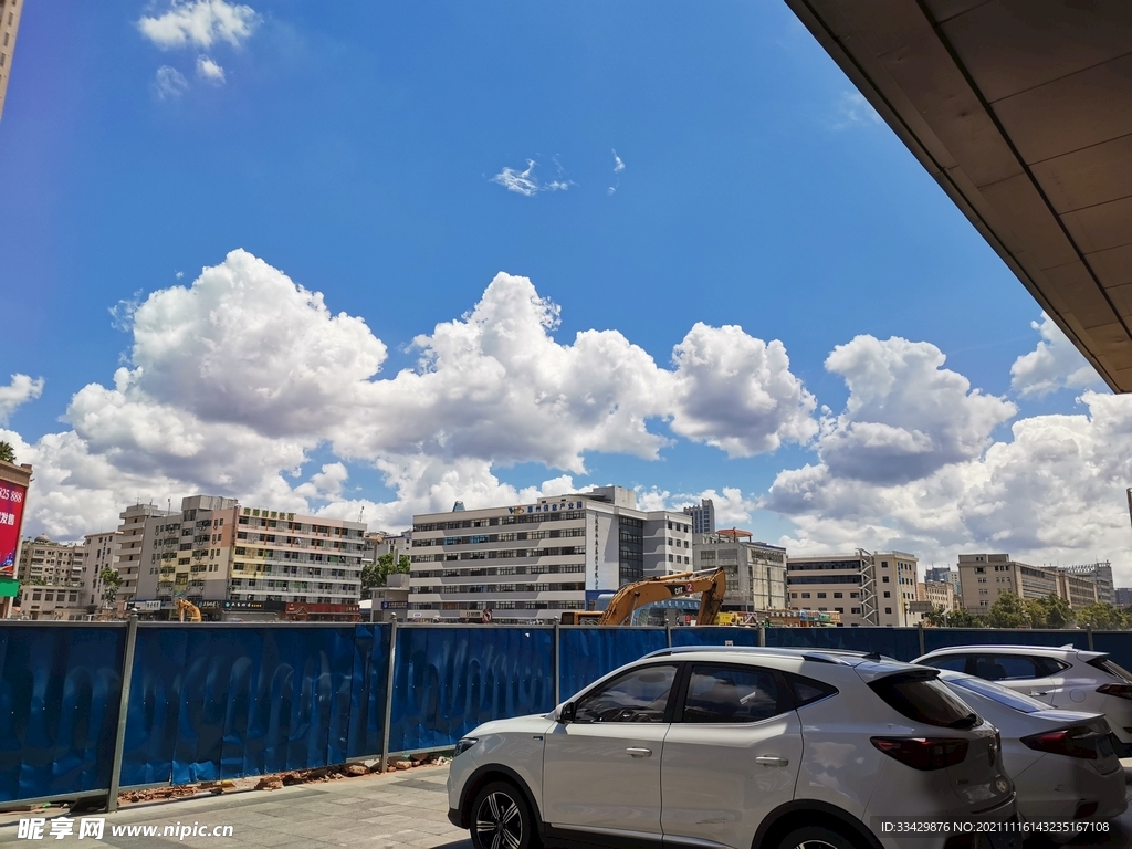 天空