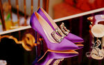 紫色方扣高跟鞋
