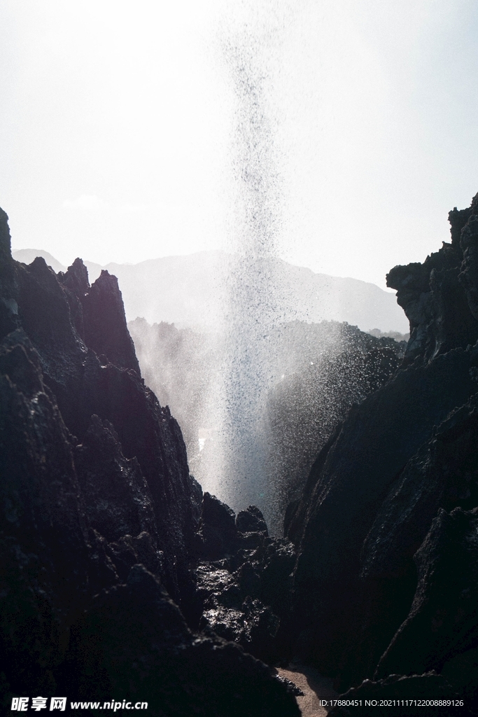 山泉