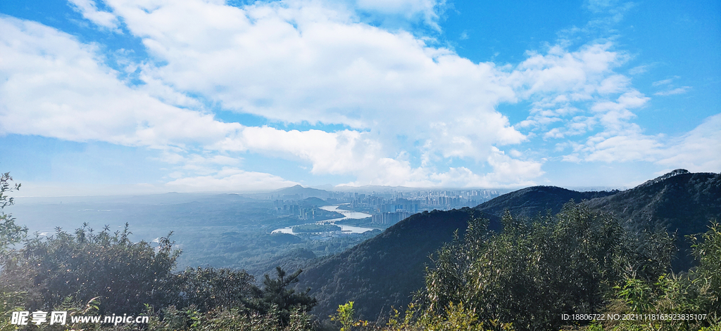 信阳震雷山