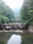 山间河流