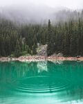 户外湖建安大山脉树林