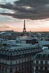 日落巴黎埃菲尔铁塔