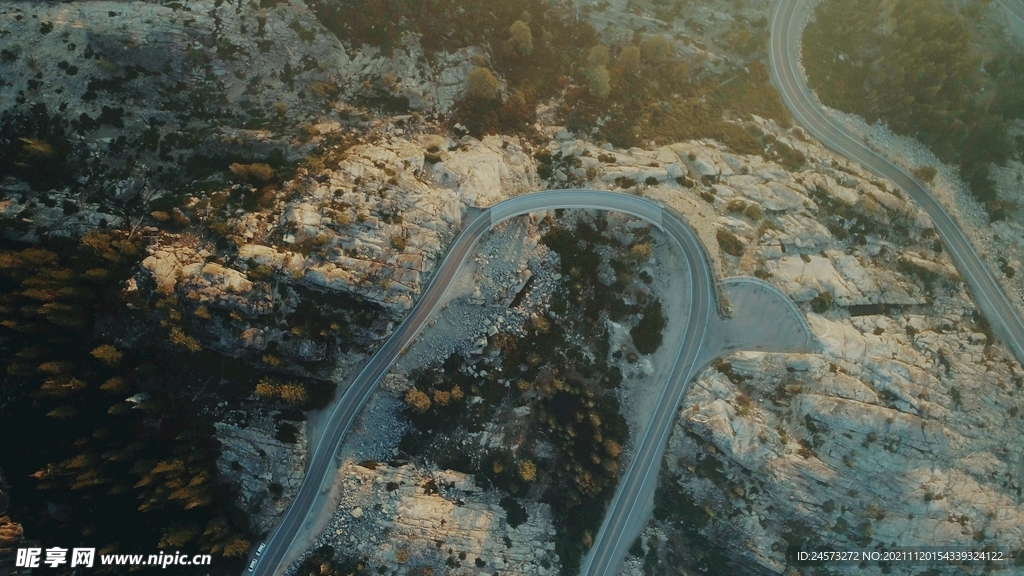山路 