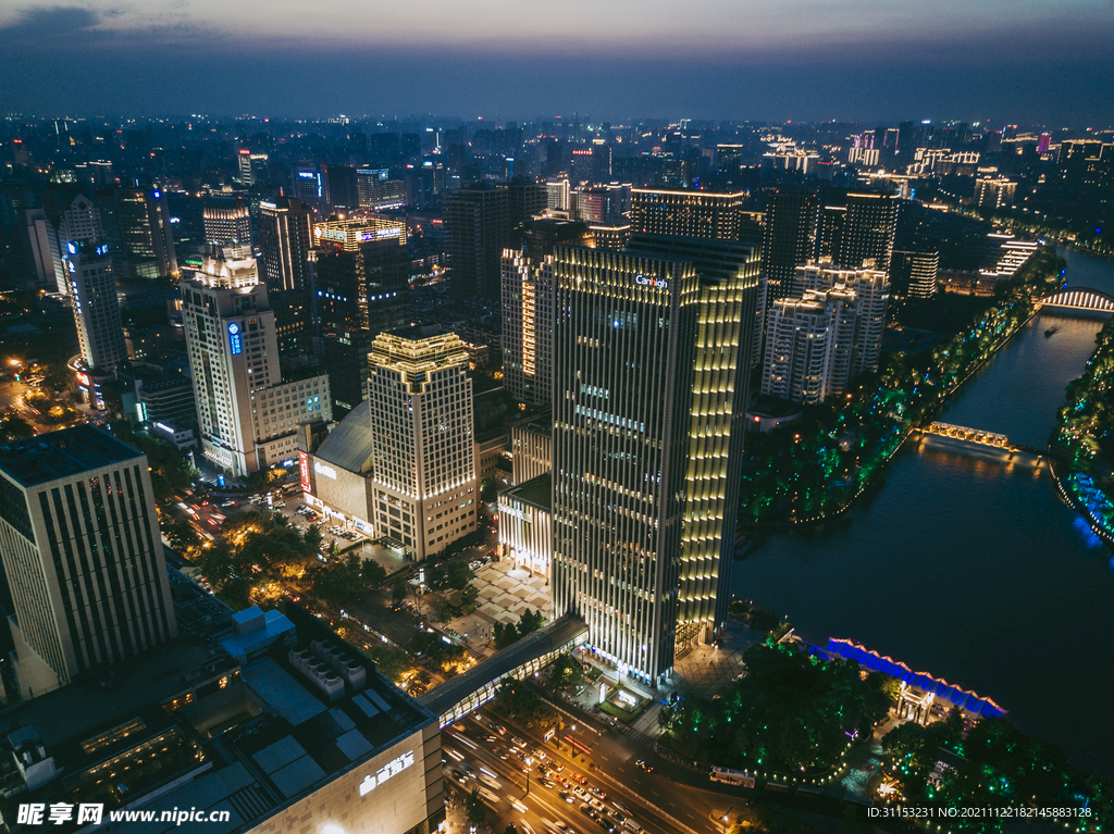 现代化城市夜景