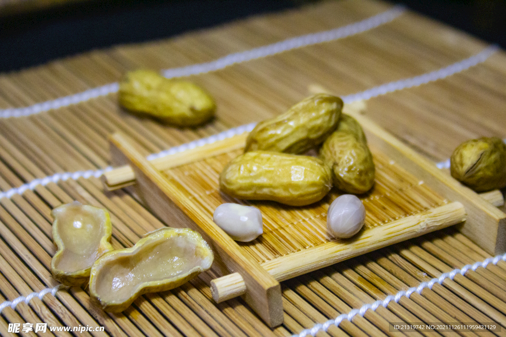 煮花生图片