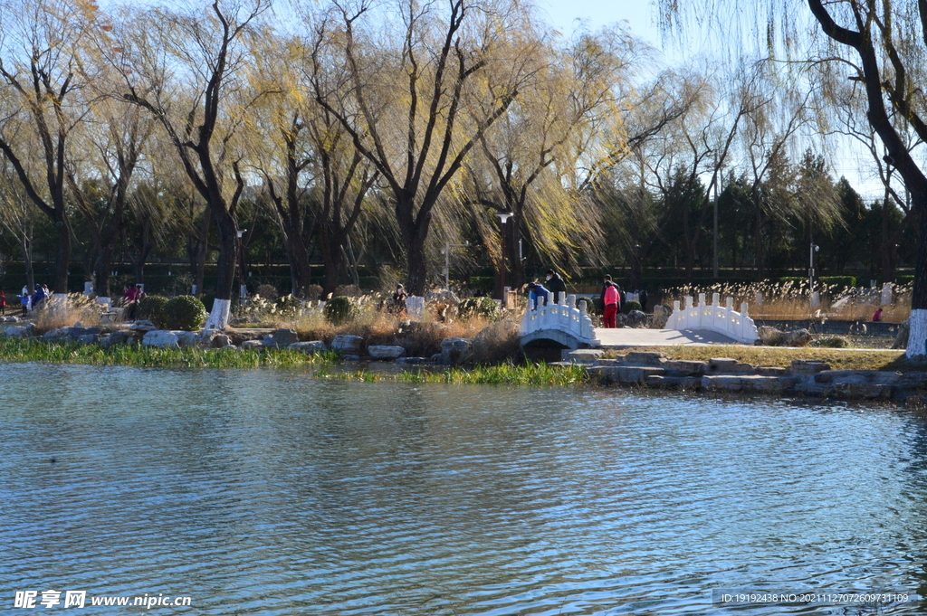 龙潭西湖风景 