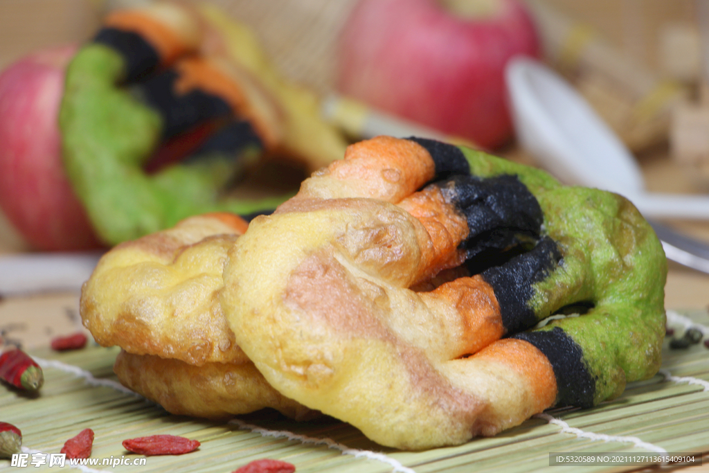 彩色油饼