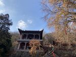 深秋寺庙