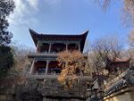 深秋古塔