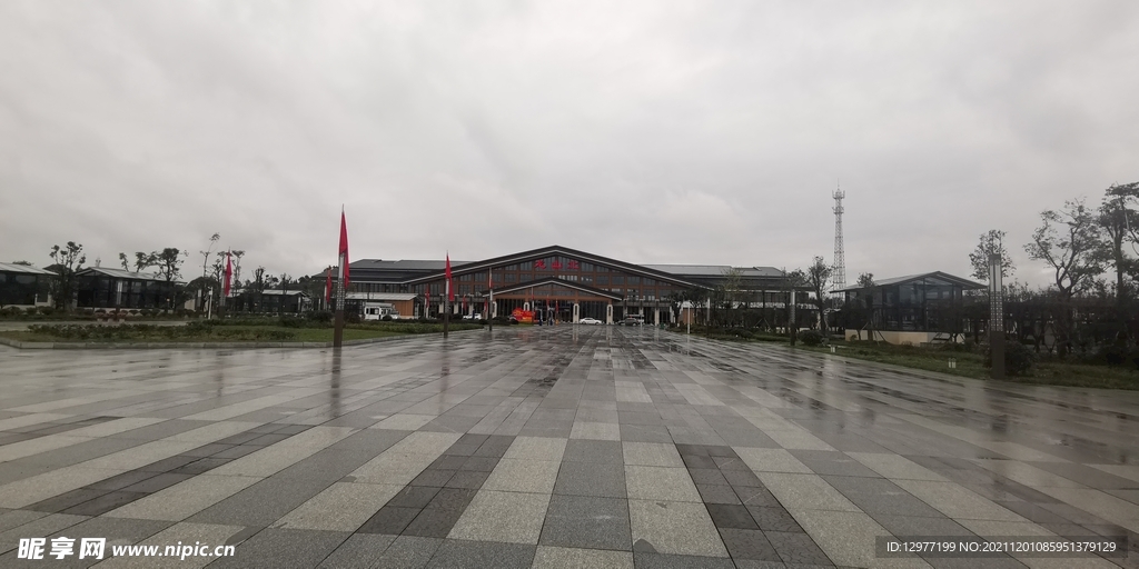 龙山北站