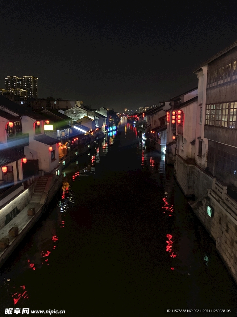 江南水乡夜景