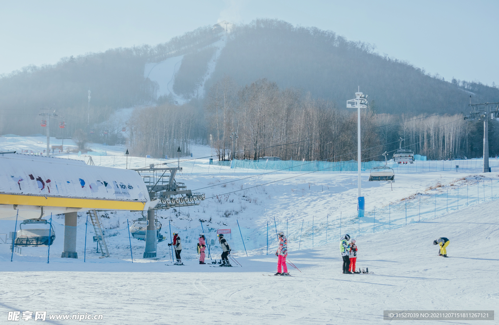 长白山滑雪场摄影图