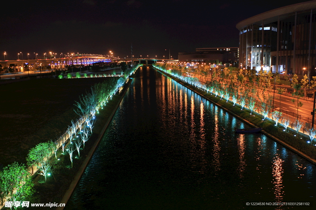 河道夜景灯光