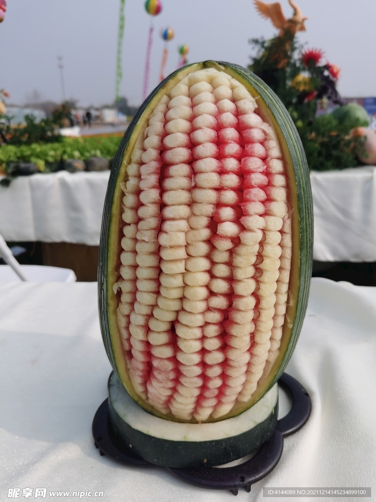 西瓜雕刻玉米粒