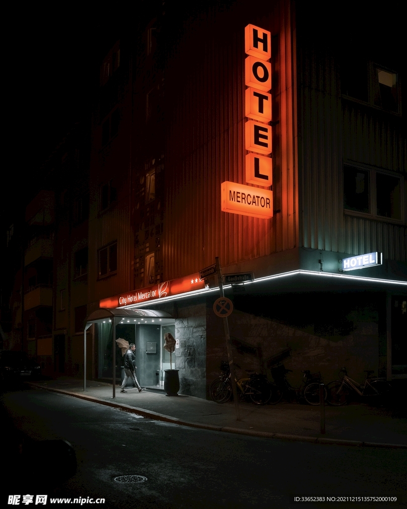夜晚商铺