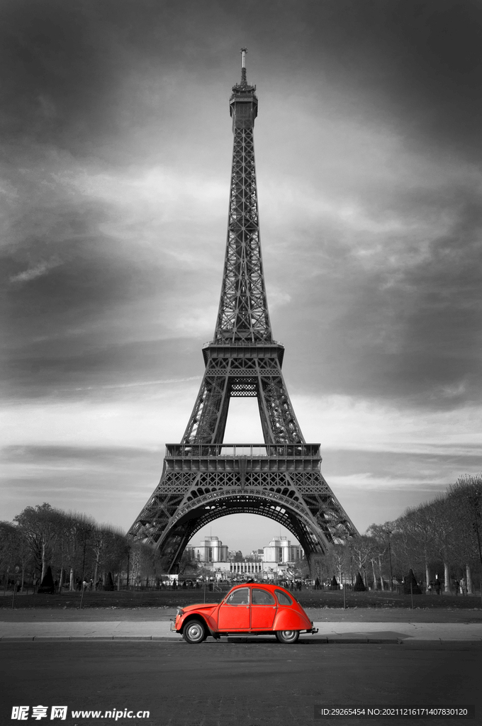 埃菲尔铁塔          