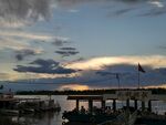 夕阳天空江面