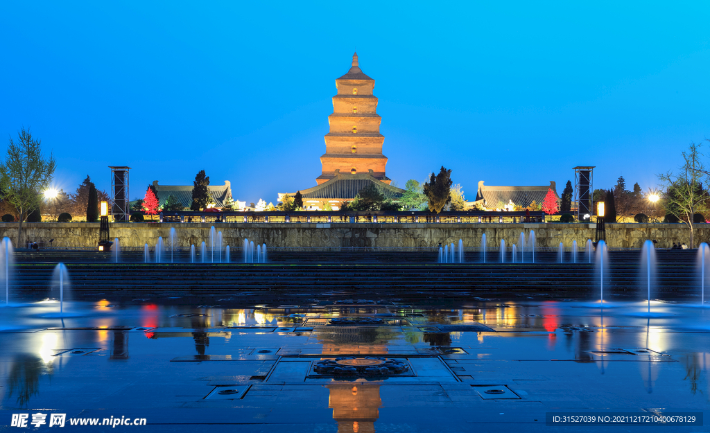 大雁塔广场夜景