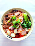 猪杂鸭肉粉