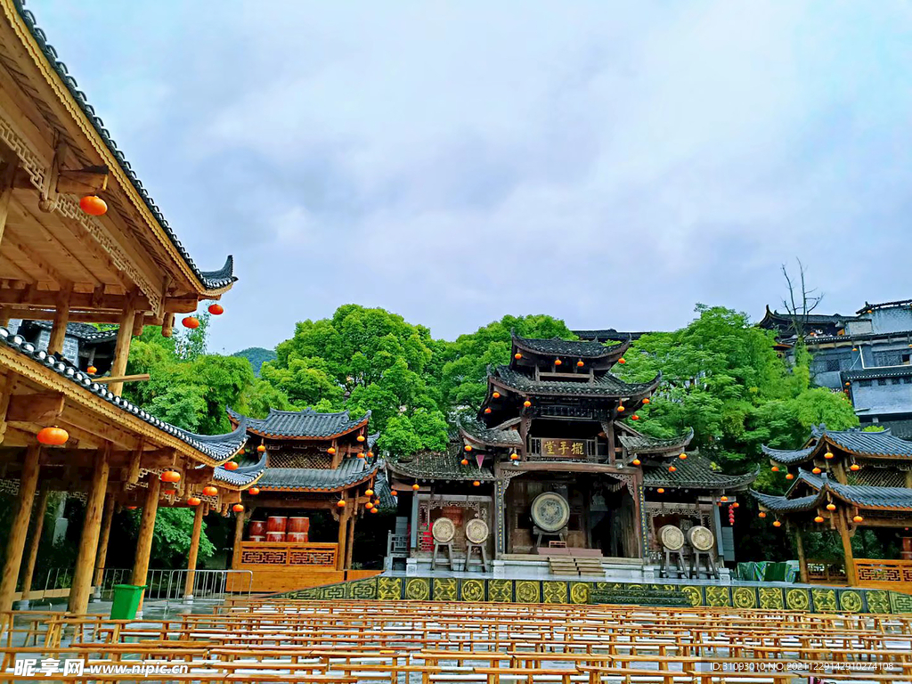 芙蓉镇