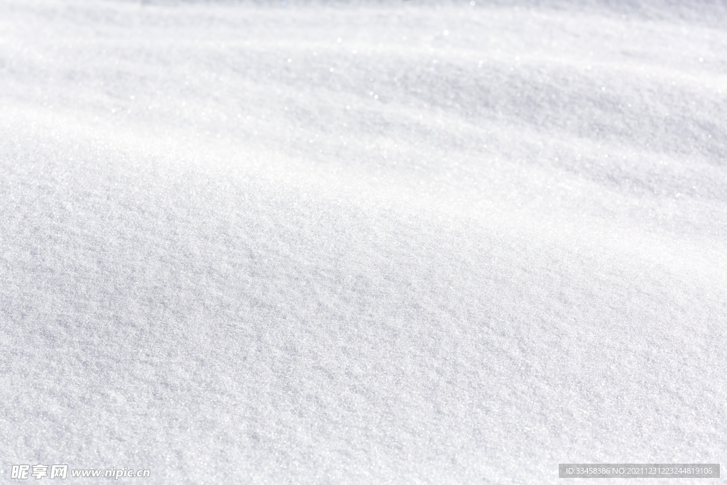 美丽冬天雪地风景
