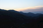 翻山越岭