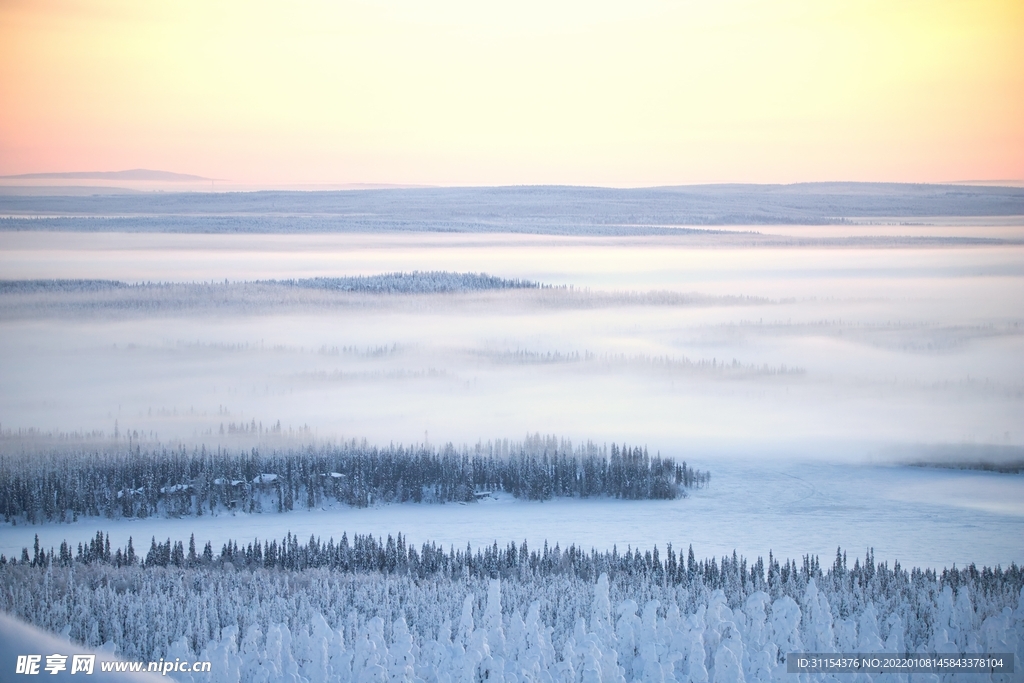 夕阳雪景