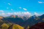 山 