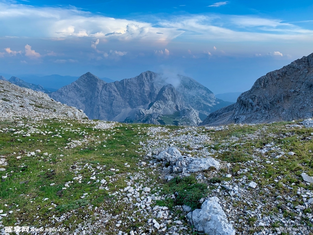山