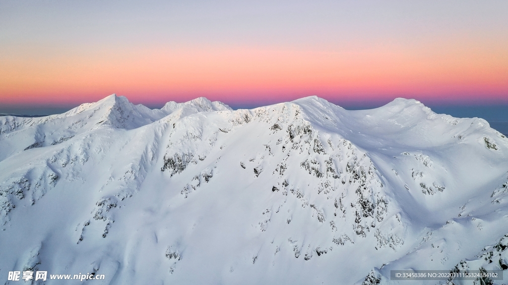 雪山背景