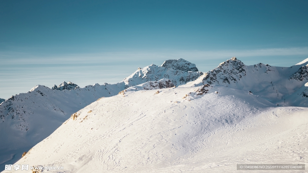 雪山峰壁纸