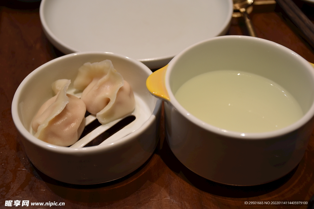 海胆饺子手工水饺蒸饺套餐饺子汤