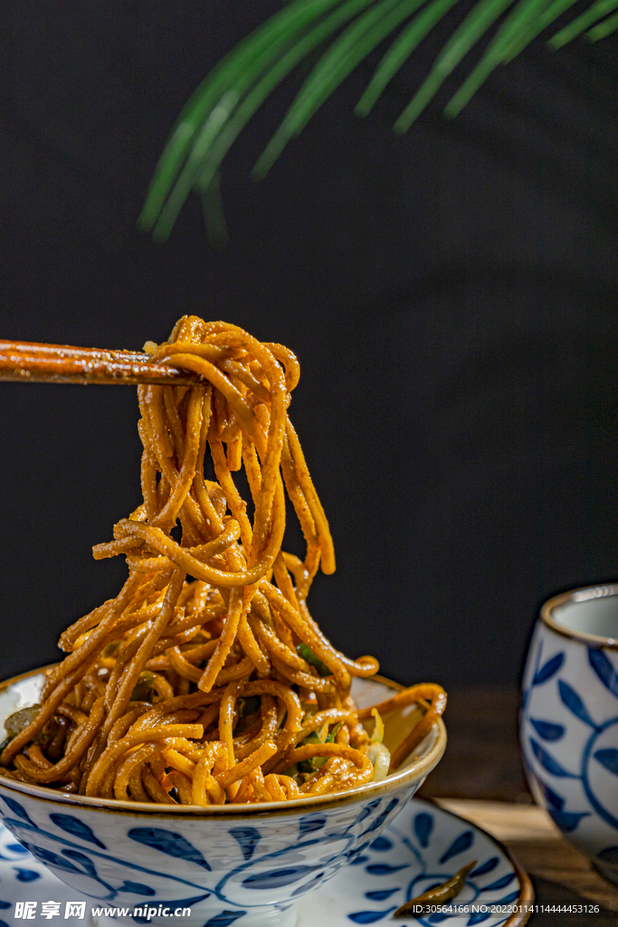 中式炒面拌面美食食材素材