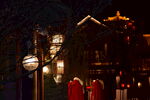 洛邑古城夜景中式商业街灯笼路灯
