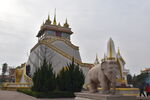 白马寺泰国佛殿苑大象石像