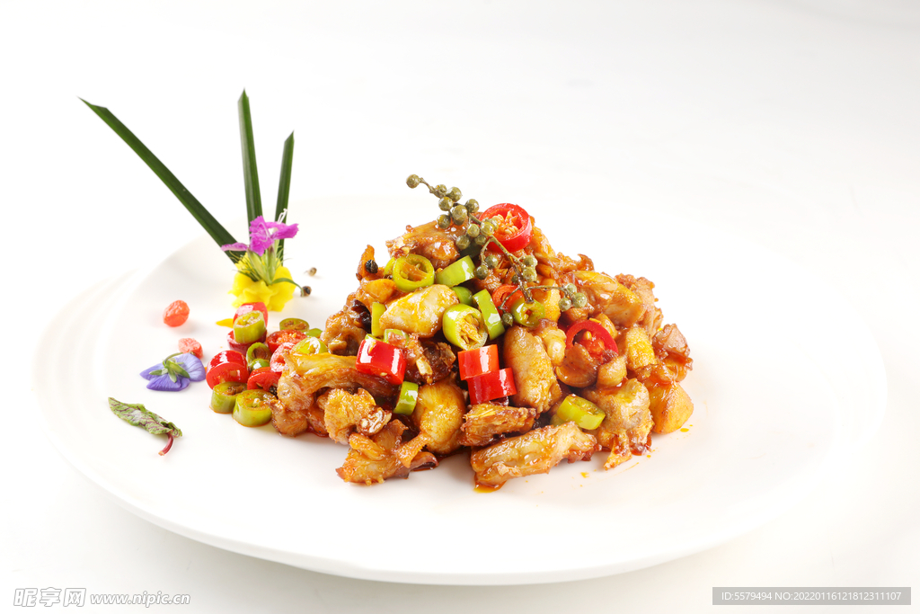 鲜椒炒鲜兔丁