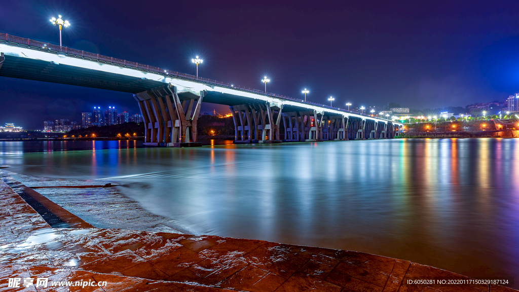 安康汉江一桥夜景