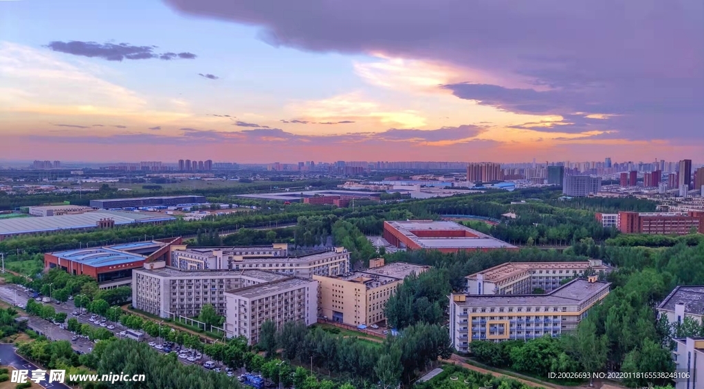 沈阳建筑大学晚霞