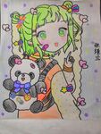 背书包的小女孩
