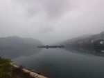 江畔 孤岛