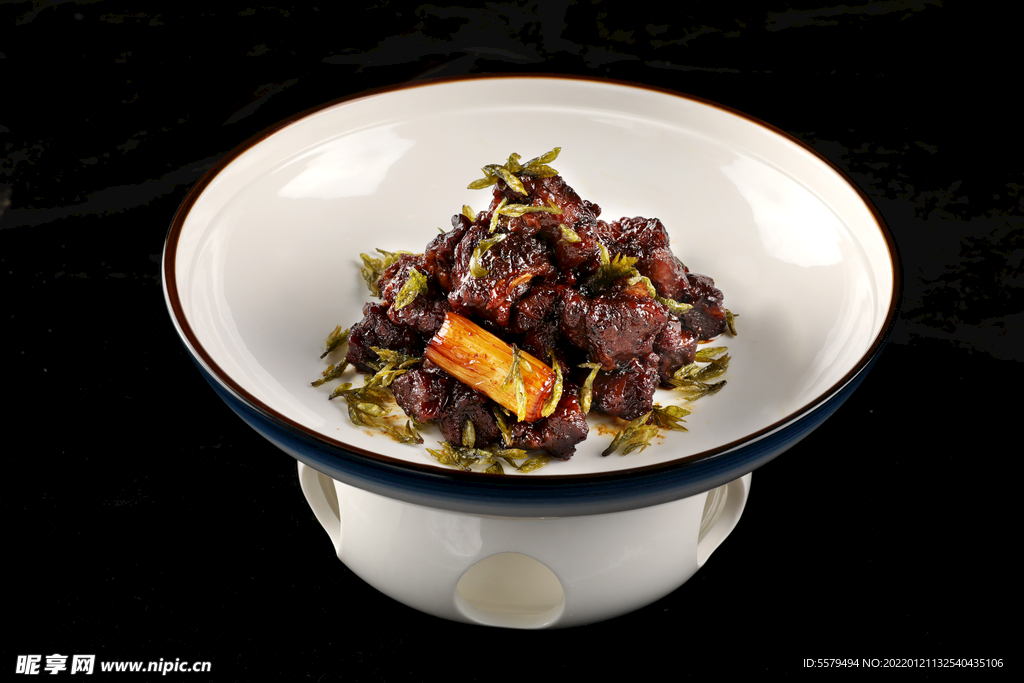 茶香炆火小牛肉