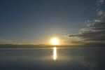 盐湖湖面湖泊黄昏日落夕阳