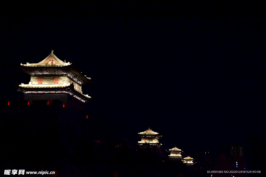 古建筑古城楼城门建筑夜景