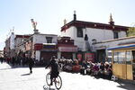 西藏拉萨老街古建街道步行街街景