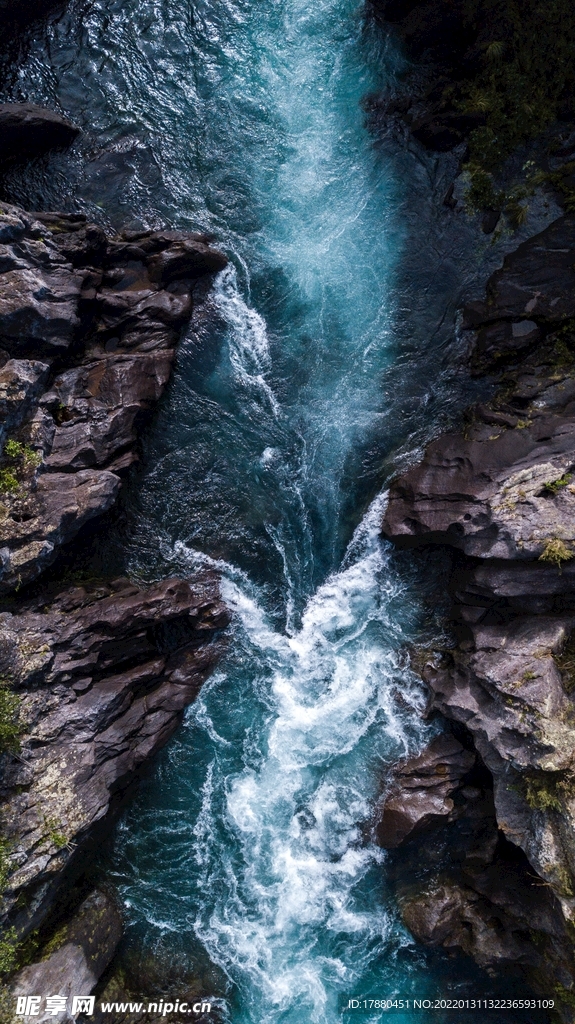 山涧